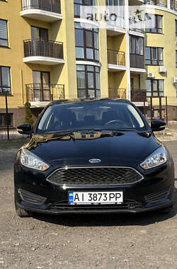 Седан Ford Focus 2016 в 
