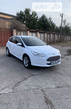 Хэтчбек Ford Focus 2013 в Ромнах