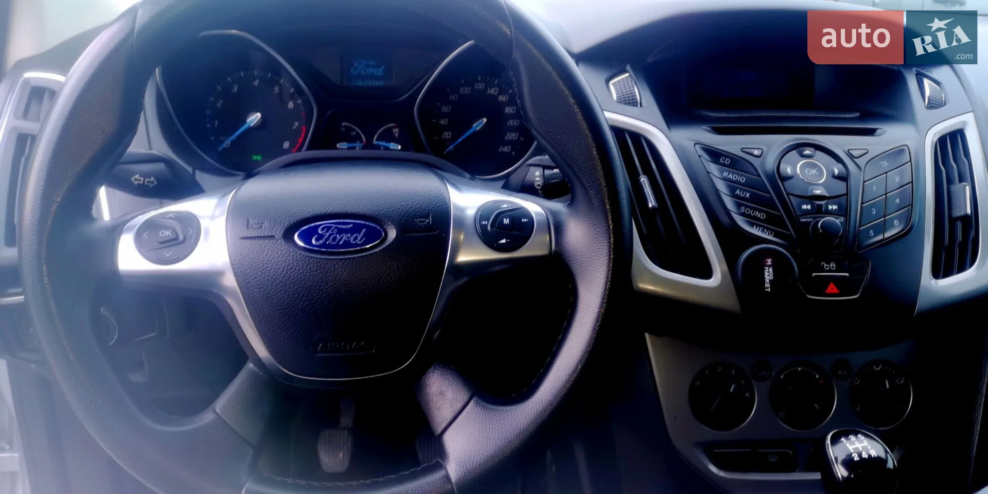 2011 Ford Focus - мініатюра 19