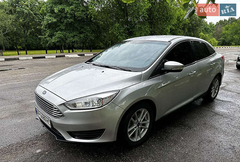 Седан Ford Focus 2017 в Львові