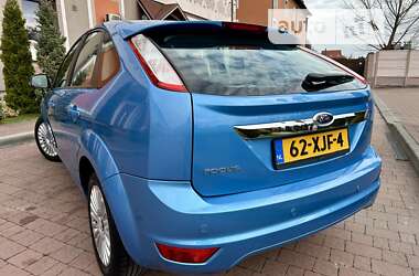 Хэтчбек Ford Focus 2010 в Стрые