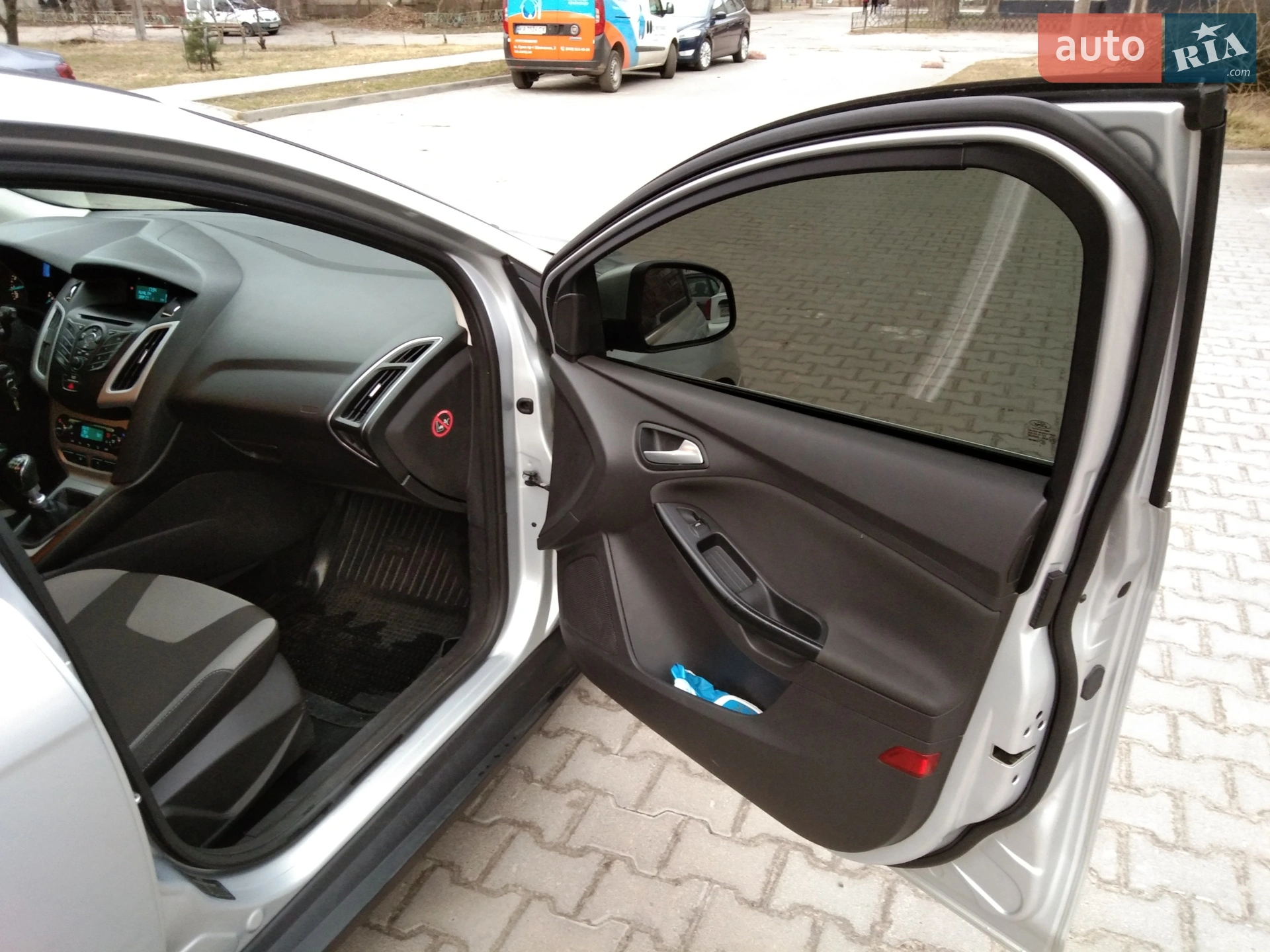 2012 Ford Focus - мініатюра 9
