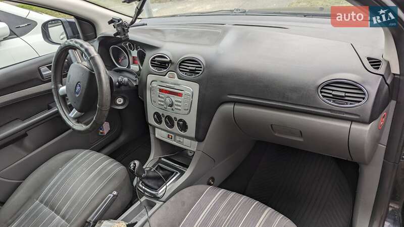 Хэтчбек Ford Focus 2008 в Киеве