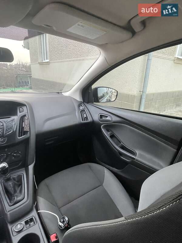 Седан Ford Focus 2012 в Черновцах