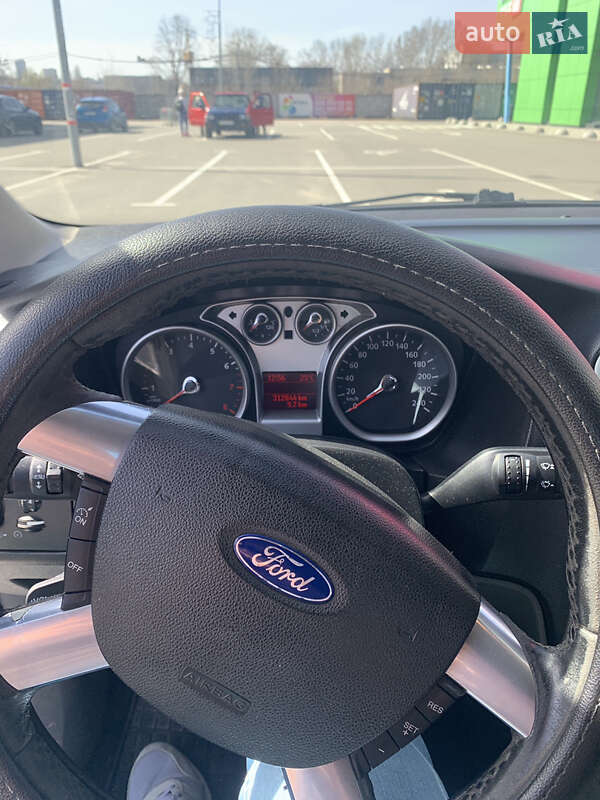 Седан Ford Focus 2008 в Киеве фото 17 Седан Ford Focus 2008 в Киеве