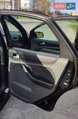 Седан Ford Focus 2007 в 
