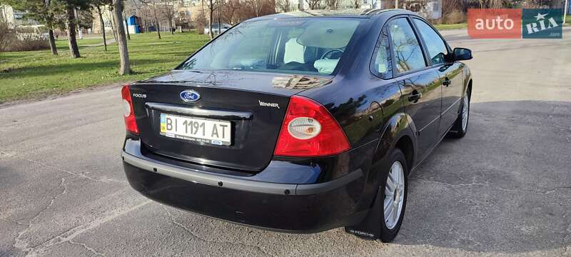 Седан Ford Focus 2007 в Горишних Плавнях