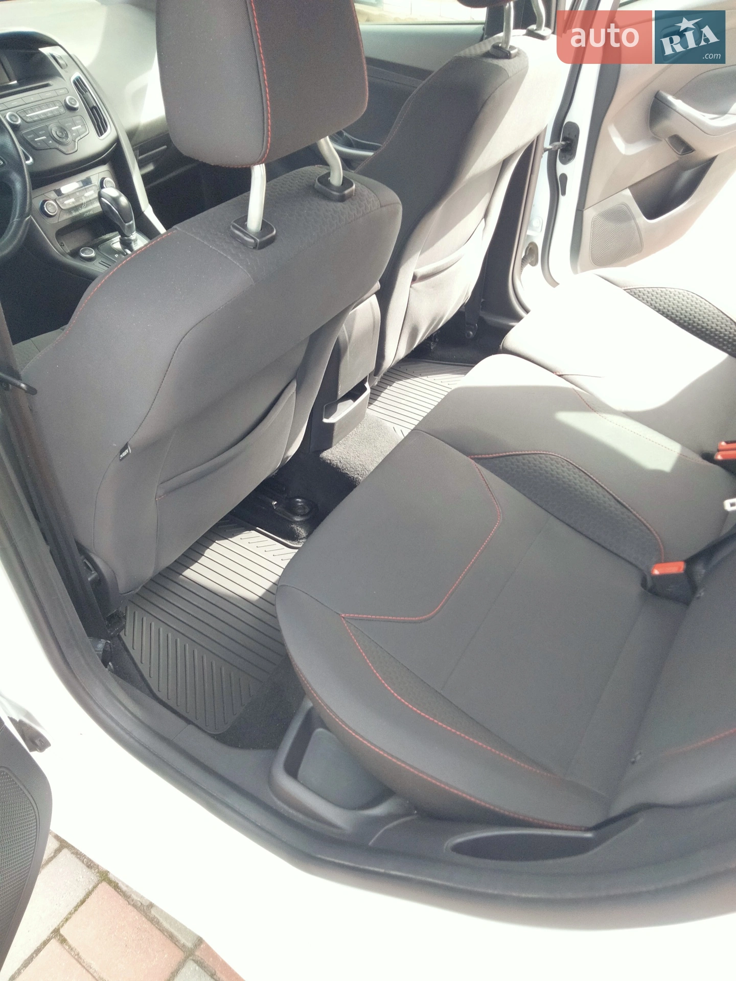2017 Ford Focus - мініатюра 30