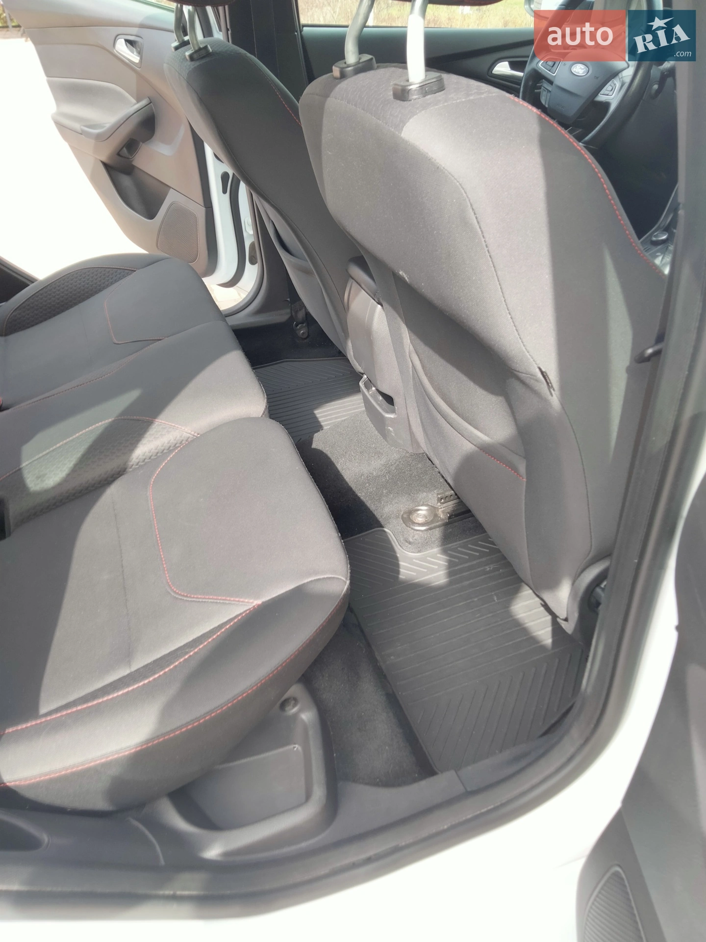 2017 Ford Focus - мініатюра 32