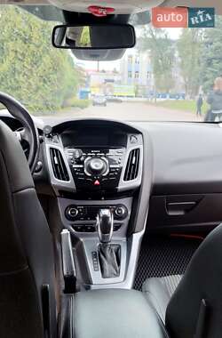 Универсал Ford Focus 2014 в 