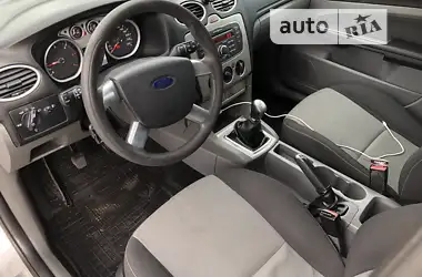 Ford Focus 2010