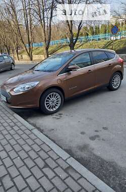 Хетчбек Ford Focus 2014 в Сумах