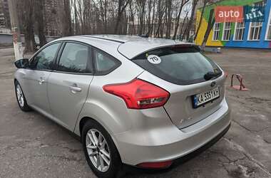 Хэтчбек Ford Focus 2016 в 