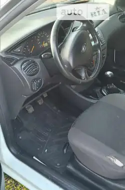 Ford Focus 2003