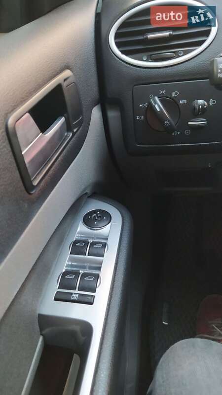 Универсал Ford Focus 2008 в Новоархангельске фото 8 Универсал Ford Focus 2008 в Новоархангельске