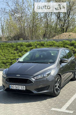 Хэтчбек Ford Focus 2015 в Тернополе