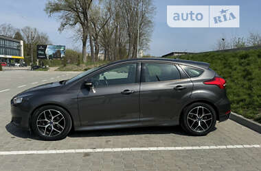 Хэтчбек Ford Focus 2015 в Тернополе