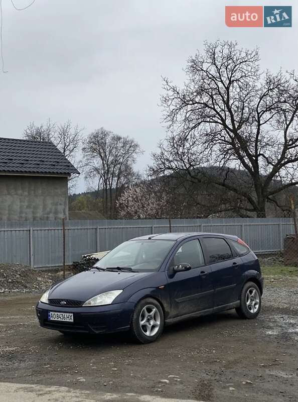 Хэтчбек Ford Focus 2002 в Мукачево