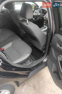 Универсал Ford Focus 2012 в 