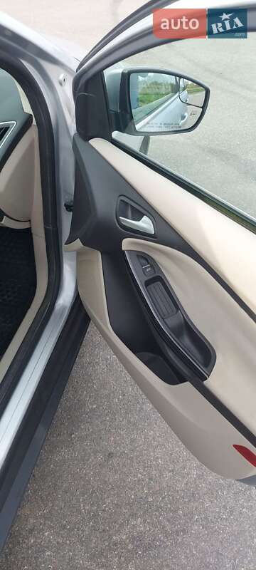 Хэтчбек Ford Focus 2013 в Кропивницком