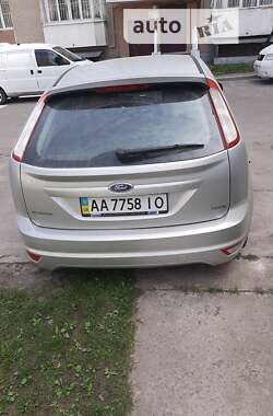 Хэтчбек Ford Focus 2010 в Тернополе