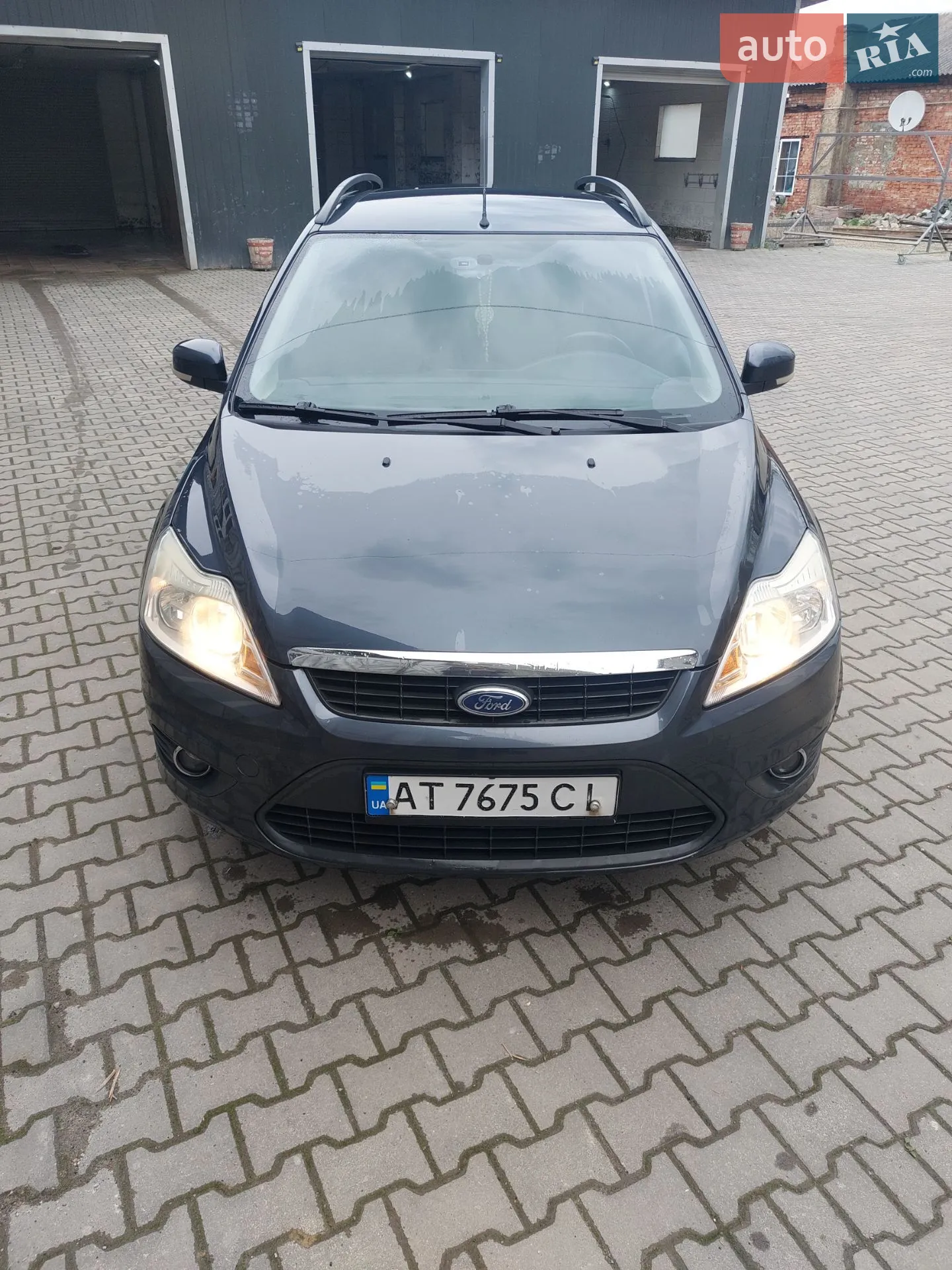 2010 Ford Focus - мініатюра 3
