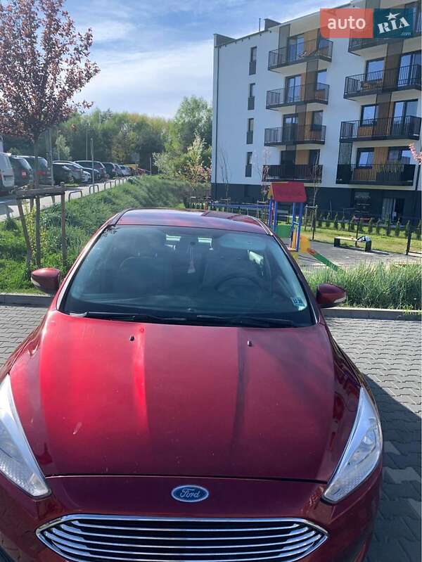 Седан Ford Focus 2015 в Лопатине фото 2 Седан Ford Focus 2015 в Лопатине