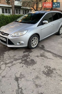 Универсал Ford Focus 2012 в 