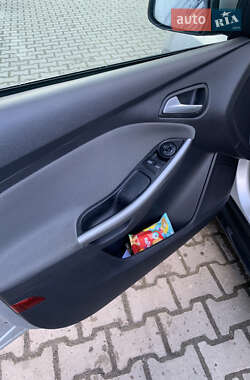 Универсал Ford Focus 2012 в 