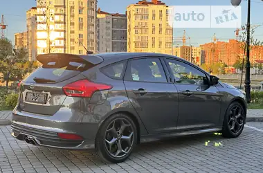 Ford Focus 2015