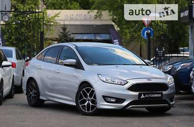 Седан Ford Focus 2016 в Киеве