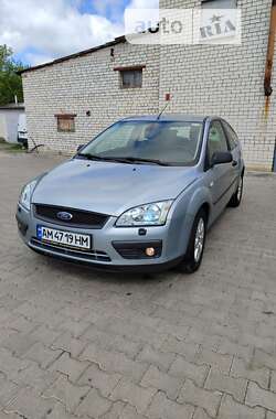 Хэтчбек Ford Focus 2005 в Житомире