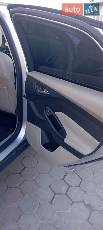 Хэтчбек Ford Focus 2015 в Звягеле
