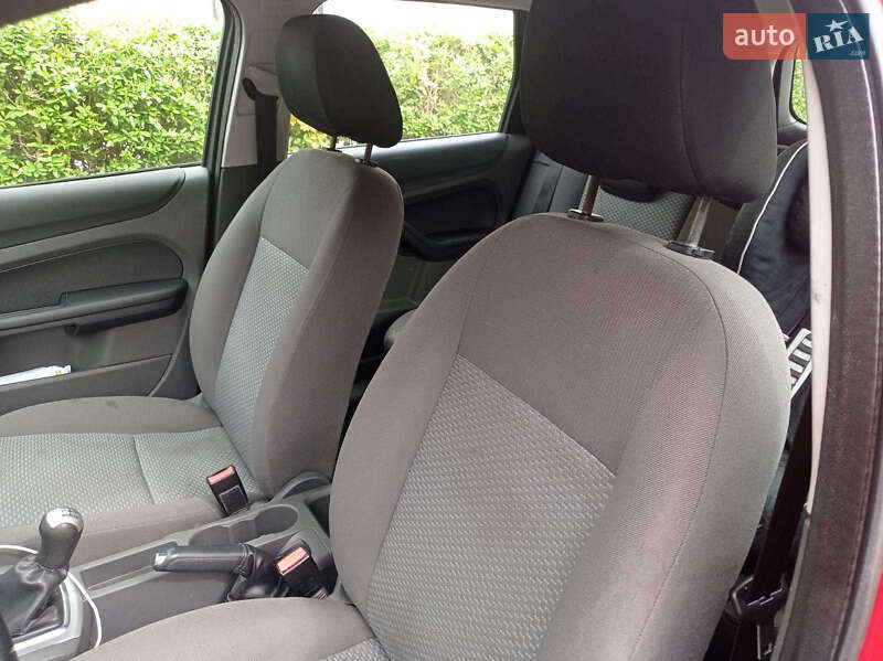 Универсал Ford Focus 2007 в Заречном