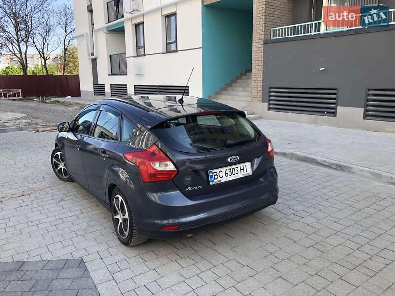 Хэтчбек Ford Focus 2011 в Львове