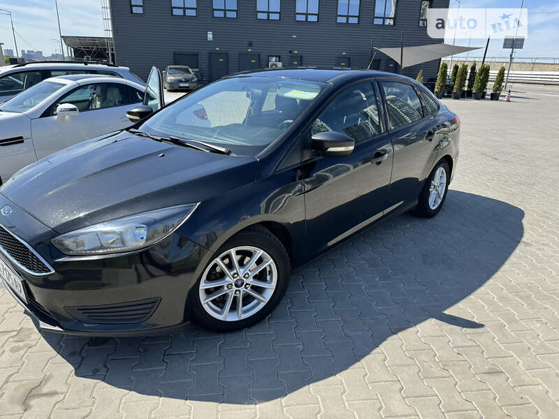 Седан Ford Focus 2015 в Киеве