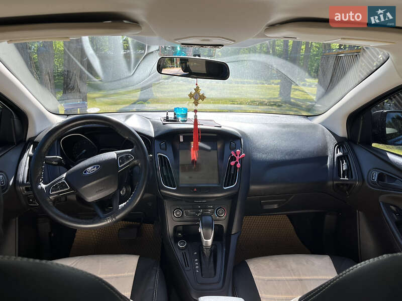 Седан Ford Focus 2016 в Шепетовке