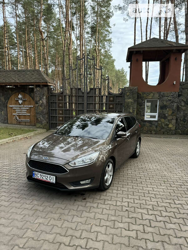 Универсал Ford Focus 2016 в Новояворовске