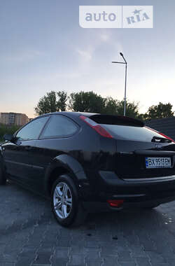 Хэтчбек Ford Focus 2006 в Каменец-Подольском