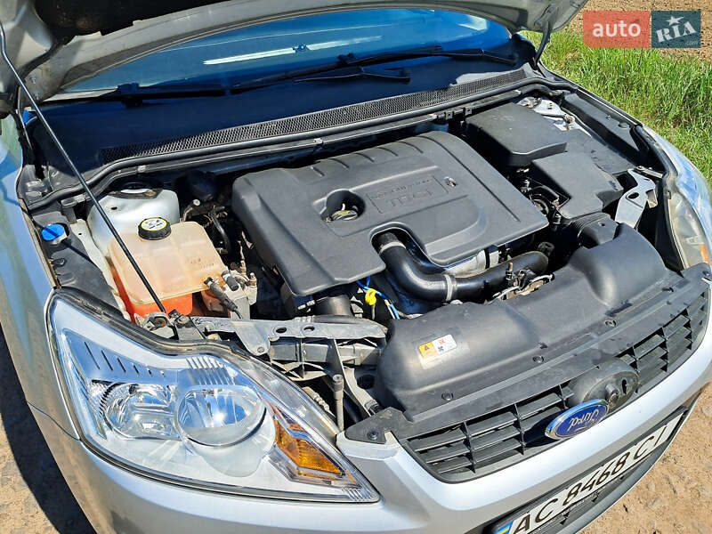 Универсал Ford Focus 2010 в Нововолынске