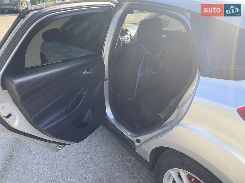 Хэтчбек Ford Focus 2014 в Южноукраинске