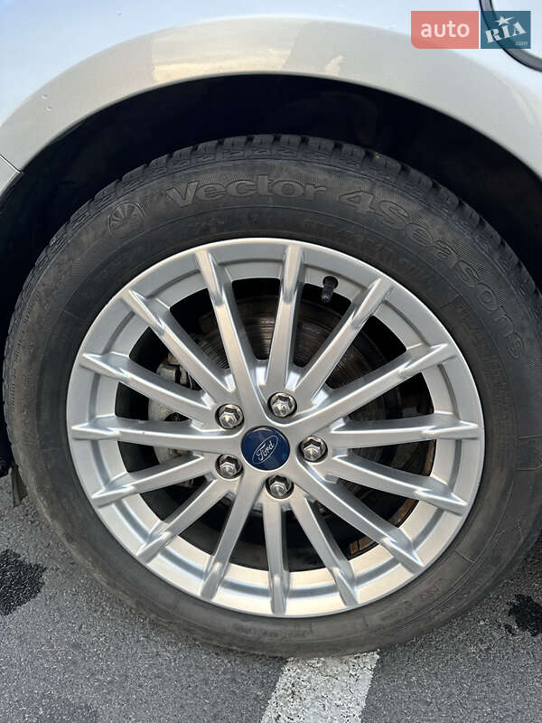 Хэтчбек Ford Focus 2012 в Львове