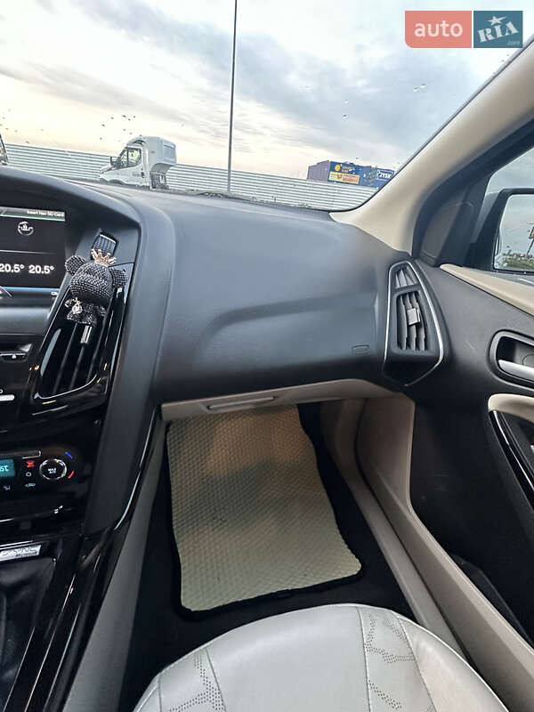 Хетчбек Ford Focus 2012 в Львові