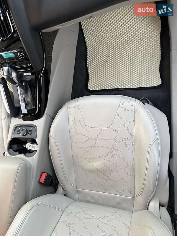Хэтчбек Ford Focus 2012 в Львове
