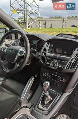 Хэтчбек Ford Focus 2013 в Измаиле