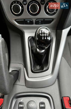 Универсал Ford Focus 2014 в 