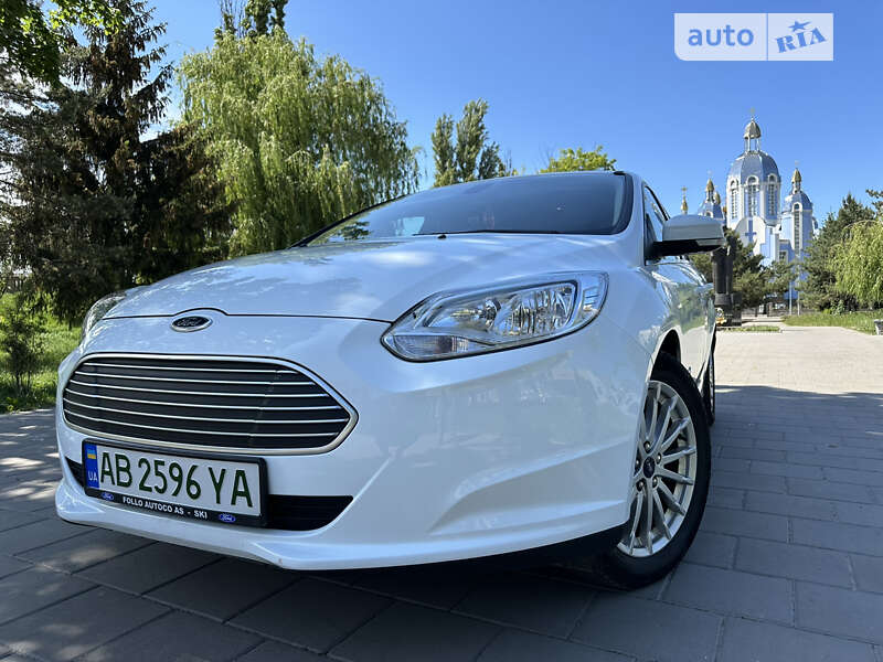 Хэтчбек Ford Focus 2015 в Виннице