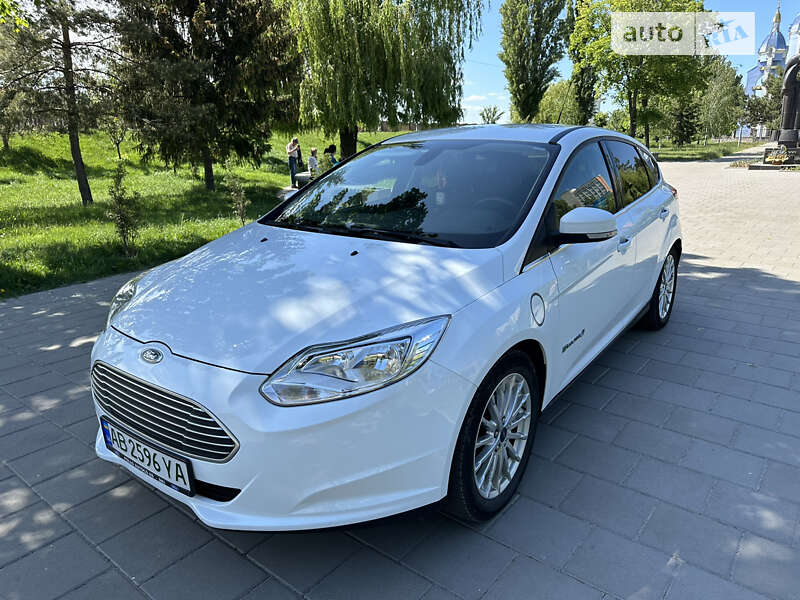 Хэтчбек Ford Focus 2015 в Виннице