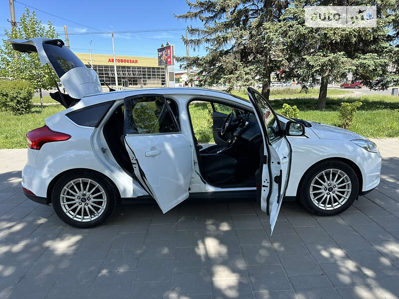 Хэтчбек Ford Focus 2015 в Виннице