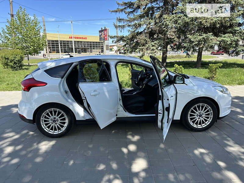 Хэтчбек Ford Focus 2015 в Виннице